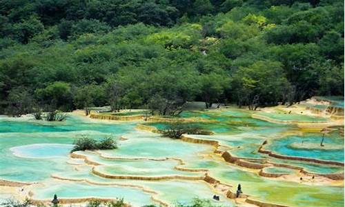 靠近四川的旅游景点_靠近四川的旅游景点有哪些